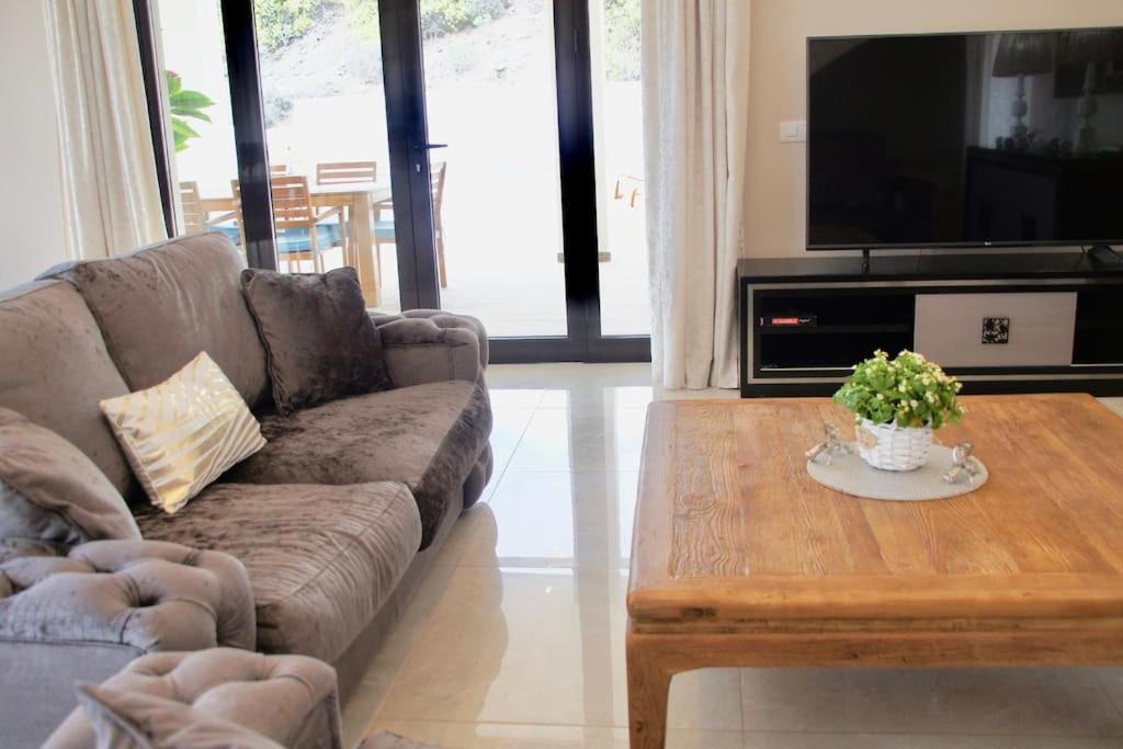 Villa Vista Bella Costa Adeje In Ruhiger Villengegend Mit Meerblick מראה חיצוני תמונה